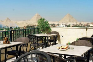 صورة غير مصنفة، 4 من 21، زرّ