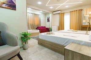 Room - New Gardenia Pyramids view - Rooftop (Al Haraneyah)