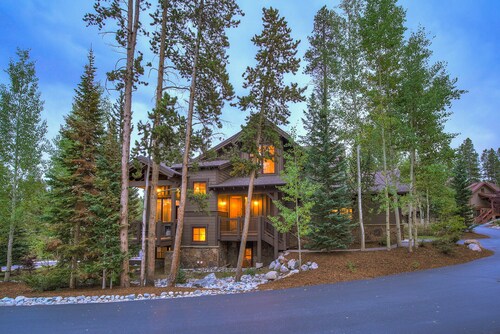 Breckenridge 91 - Four Bedroom Villa, Sleeps 12