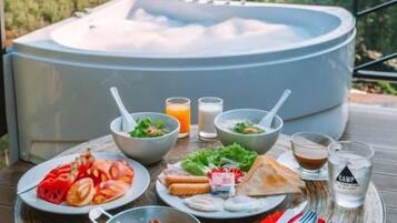 Free daily local cuisine breakfast