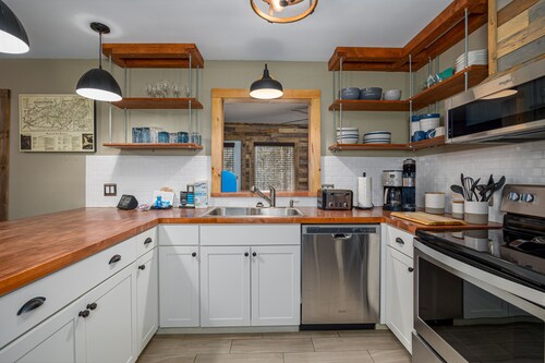 Sevierville 40 - Two Bedroom Villa, Sleeps 7