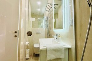 Room - LIRRA LUXE (Belgrade)