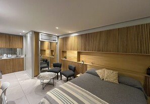 Coffres-forts dans les chambres, Wi-Fi gratuit, draps fournis