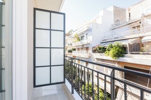 KLEO Hecate | View from room - Kleo II by Zoia Living (Athens)