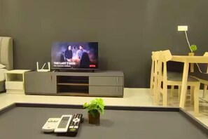 Room - Layover Living at KLIA South (Sepang)