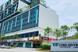 Exterior - Layover Living at KLIA South (Sepang)