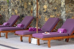 Unclassified image, 4 of 28, button - The Divine Villa (Heenatigala)