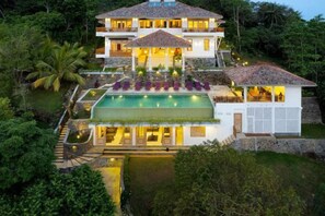 Unclassified image, 5 of 28, button - The Divine Villa (Heenatigala)