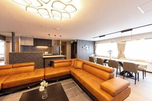 Room - THE SKY (Sapporo)