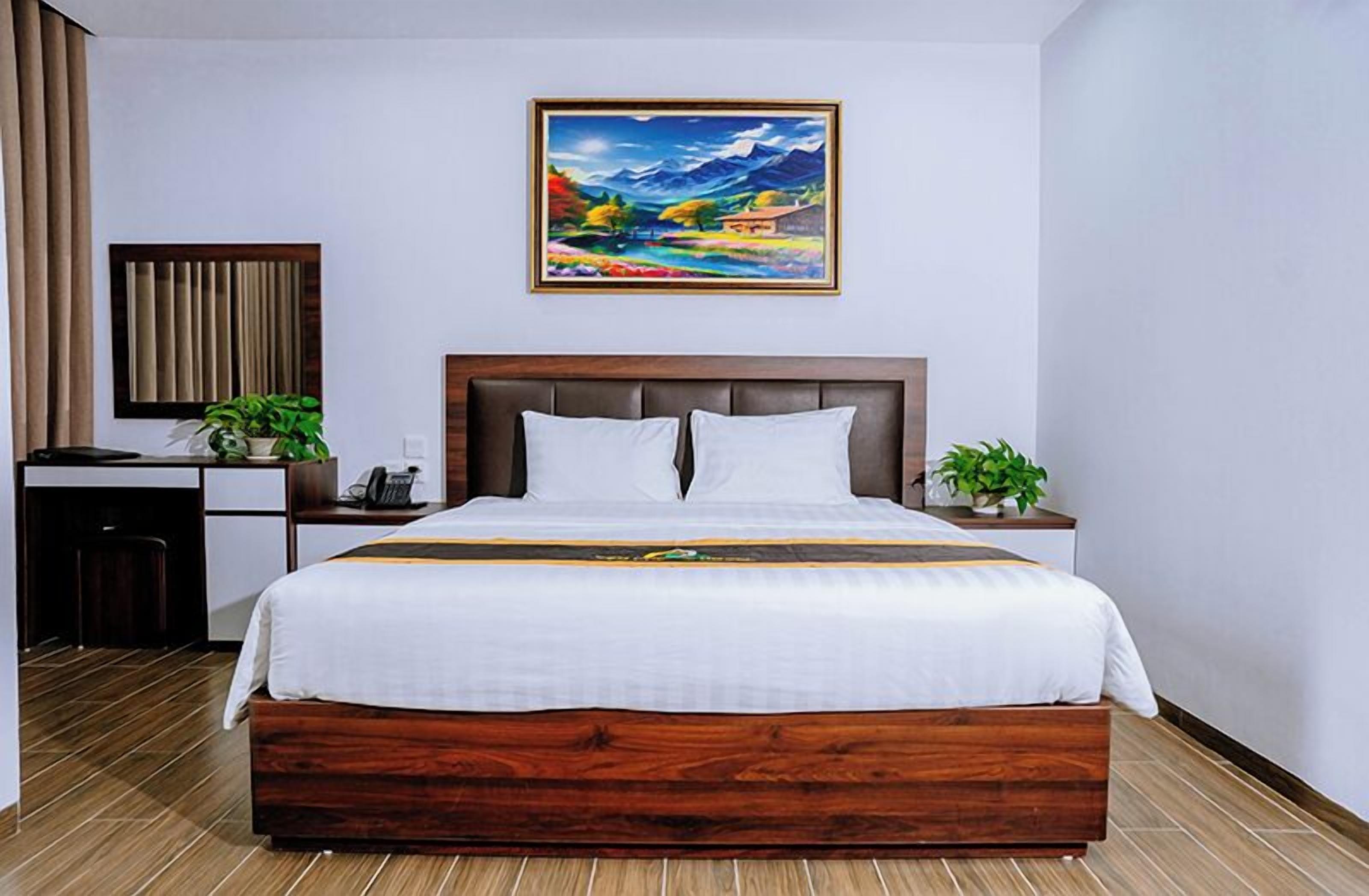 Superior-Doppelzimmer, Stadtblick | Schreibtisch, laptopgeeigneter Arbeitsplatz, kostenloses WLAN