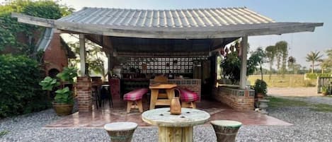 Restauration extérieure