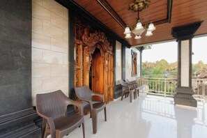 Unclassified image, 4 of 19, button - RedDoorz @ Pondok Kampung Harmony Ubud (Bali)