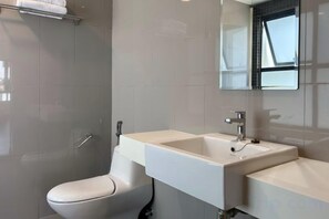 Unclassified image, 3 of 24, button - Jelutong Luxe Stay (Shah Alam)