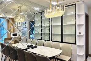 Unclassified image, 2 of 32, button - Vinhome Metropolis Luxury Apartment - Tiramisu House (Hanoi)