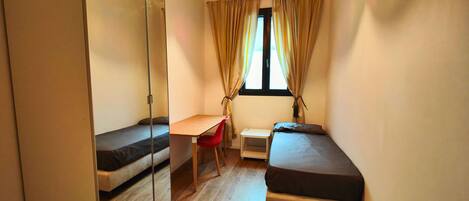 2 makuuhuonetta, ilmainen Wi-Fi, vuodevaatteet, pääsy pyörätuolilla