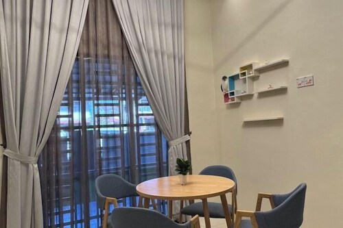 Entire Vacation House In Sitiawan