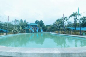 Unclassified image, 4 of 17, button - Villa Del Carmen Resort & Restaurant by RedDoorz (San Rafael)