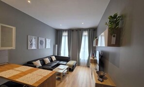 Living area - Apartment Centre Carmes (Toulouse)