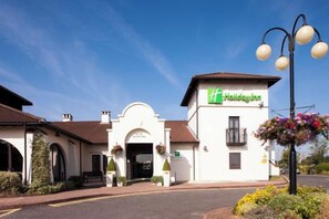 Unclassified image, 3 of 16, button - Holiday Inn BIRMINGHAM - BROMSGROVE by IHG (Bromsgrove)