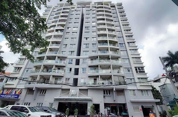Exterior - EMERALD APARTMENT (Ho Chi Minh City)