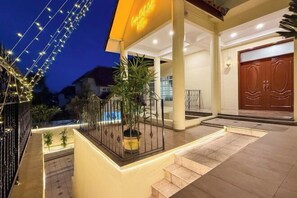 Cots/infant beds - JB Town Villa by RR JBcity (Johor Bahru)