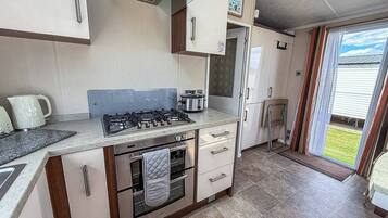 House, 2 Bedrooms, Accessible | Interior