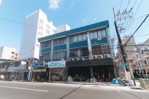 Unclassified image, 5 of 13, button - GREN PLACE near Baclaran Airport Road by RedDoorz (Paranaque)