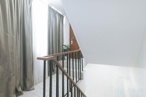 Unclassified image, 5 of 13, button - GREN PLACE near Baclaran Airport Road by RedDoorz (Paranaque)
