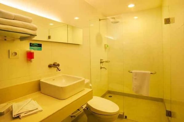 Room - Idoop Hotel by Prasanthi (Pejanggik)
