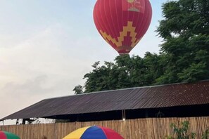 Unclassified image, 5 of 19, button - Vang Vieng Chill House (Vang Vieng)