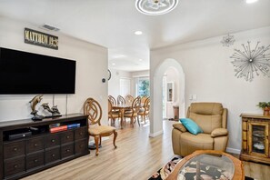 Smart TV, fireplace, video games
