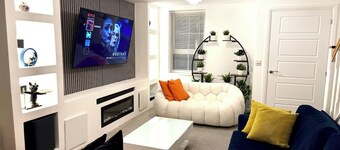 Modern Cozy Room in 4BR Home