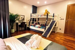 Room - 189/7bangkok 6 bedrooms private pool villa，1000square summer villa (Bangkok)