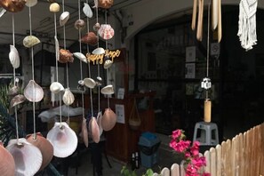 Unclassified image, 4 of 10, button - Happy Hope (Bangkok)