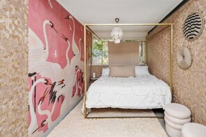 2 bedrooms, iron/ironing board, WiFi, bed sheets - Romantic villa in the forest - dunes - beach (Bergen)
