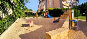 Huoneisto, 1 makuuhuone, tupakointi sallittu, parveke | Lasten alue