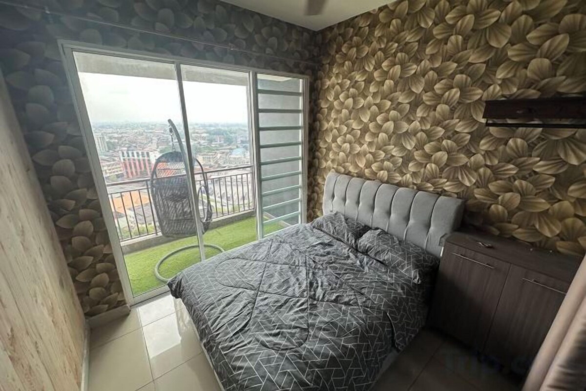 The Majestic Ipoh Triple Room Lee@Home Twin View Unit