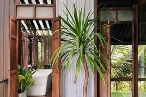 Room - Breathe - Rice Valley (San Sai)