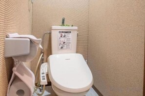 Unclassified image, 3 of 6, button - Rose Park Second House (Funabashi)
