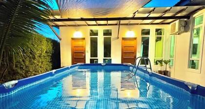 Tepak Nusuk Private Pool Homestay 5 Bedrooms 4 Bathrooms