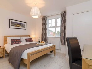 2 Schlafzimmer, Bügeleisen/Bügelbrett, WLAN, Bettwäsche