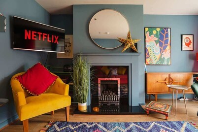 Superior Apartment by Central Belfast Apartments