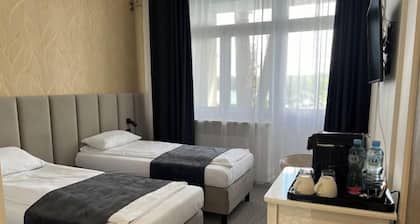 Officer's Yacht Club Resort & Spa