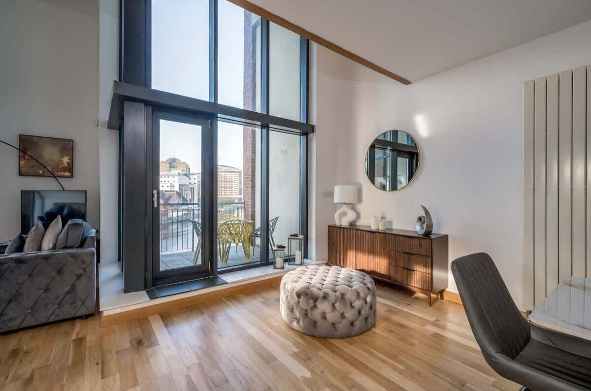 TV, offices