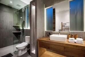 Bathroom - Villa Hanuman Teges by BaliSuperHost (Bali)