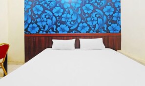 Room - Collection O Puncak Near Kota Bunga Formerly Villa Gunung Agape (Cipanas)