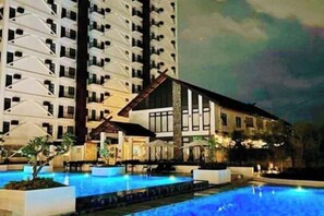 Pool - Jml S Podroyale Near Mactan (Lapu-Lapu)