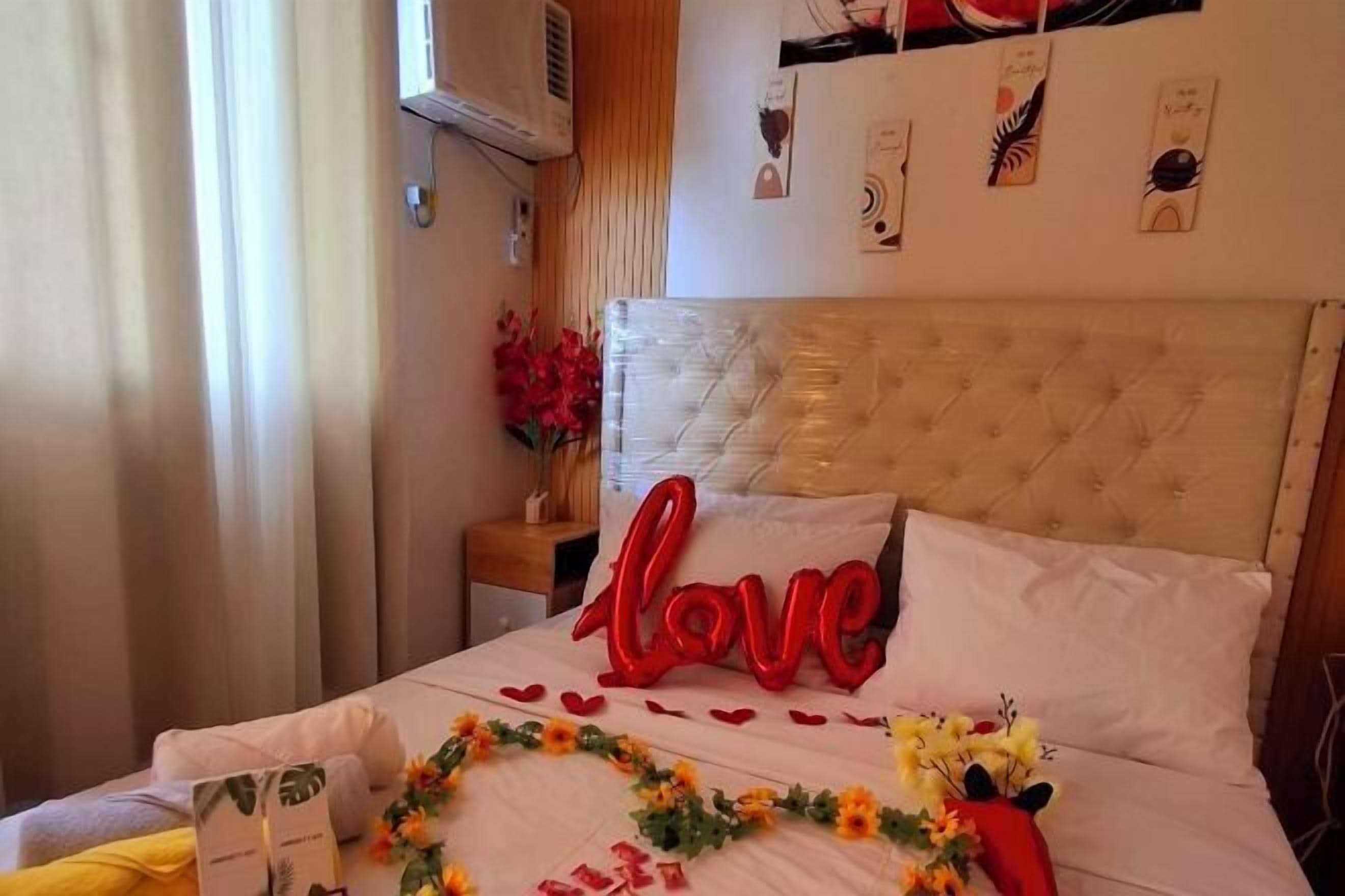 Room. Jml S Podroyale Near Mactan