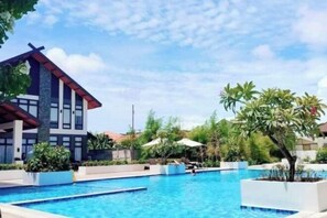 Pool - Jml S Podroyale Near Mactan (Lapu-Lapu)