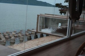 Room - The Street - BayFront (La-ngu)